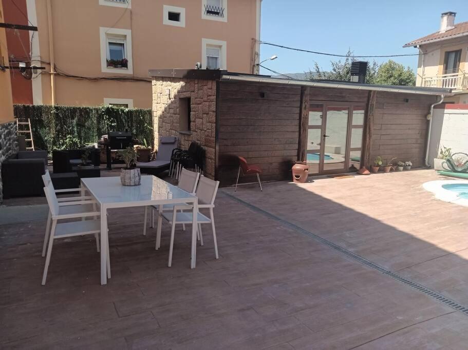 Preciosa Casa Bi-Familiar Al Lado De Donosti. Διαμέρισμα Ιρούν Εξωτερικό φωτογραφία