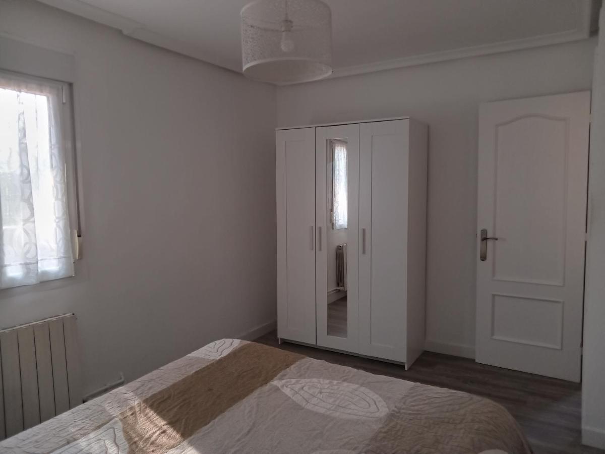 Preciosa Casa Bi-Familiar Al Lado De Donosti. Διαμέρισμα Ιρούν Εξωτερικό φωτογραφία